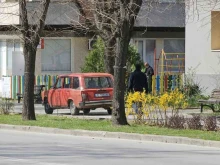 Нагъл шофьор премина необезпокояван по централен тротоар в Благоевград