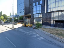 Таксиметров шофьор и клиентка спасиха дете в Пловдив