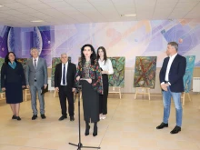 В Русенския университет откриха изложба, посветена на десетата годишнина от анексирането на Крим
