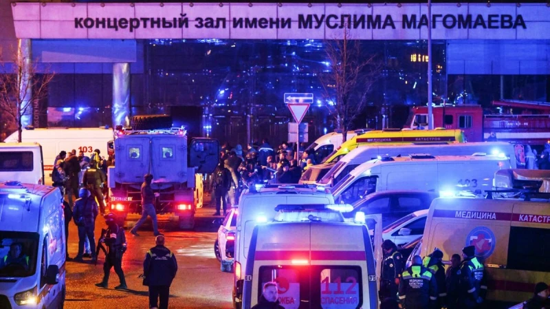 Най-малко 40 души са загинали, а над 100 са ранени при атаката в Москва