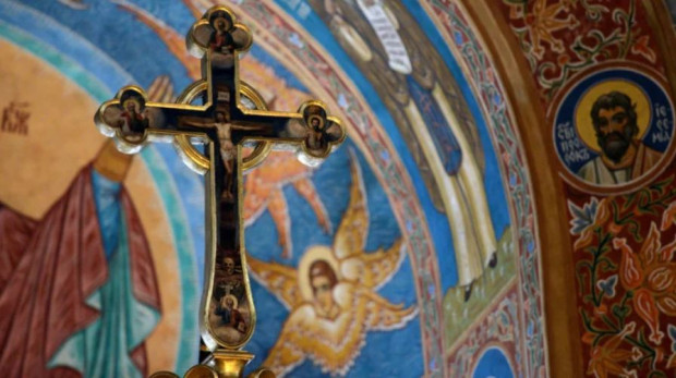 Днес Православната църква почита преп Захария св Артемий еп Солунски
