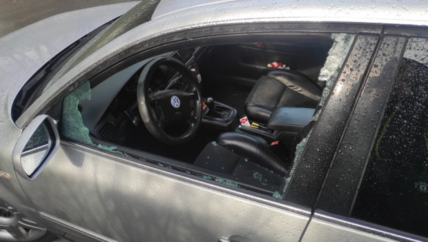 Лек автомобил е осъмнал с разбит прозорец във Варна За