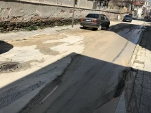 Пловдивчанка: Отвратителна, мърлява и аматьорска работа! Лепкава кал се лее по пътното платно