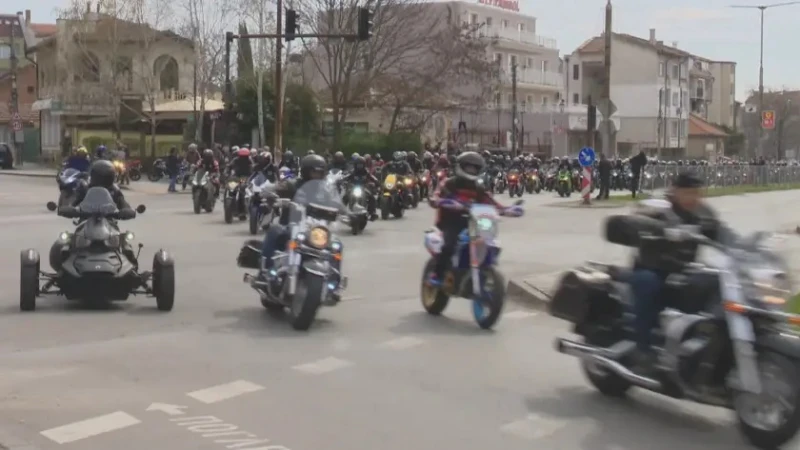 Стотици мотористи от цялата страна откриха мото сезона в Ямбол