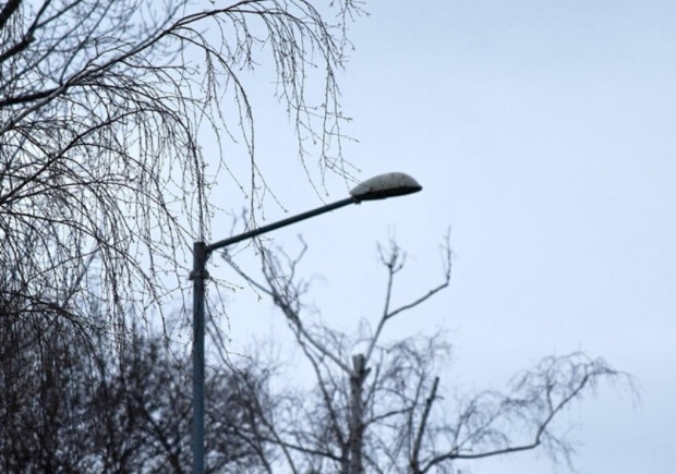 Модернизират осветлението в 14 района на София