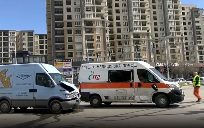 МВР Пловдив: Линейката е минала на червено