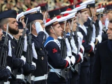 Френската армия влиза във войната с Русия при тотален срив на отбраната на Украйна