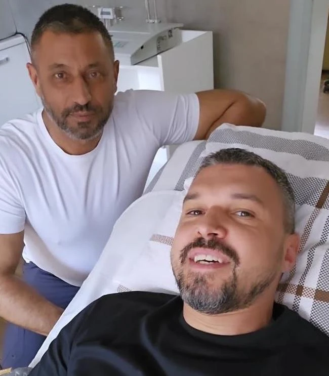 Валери Божинов с култов клип от пловдивска клиника! Показа кой е най-големият доктор