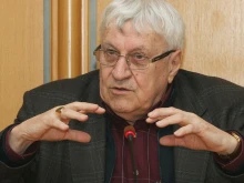 Радев поздрави проф. Андрей Пантев по повод 85-годишнината му