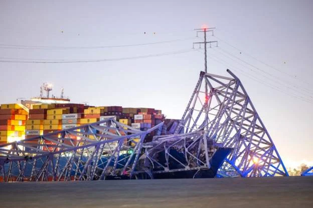 Разследват причините за трагедията в Балтимор, не е ясно дали корабът е имал проблем