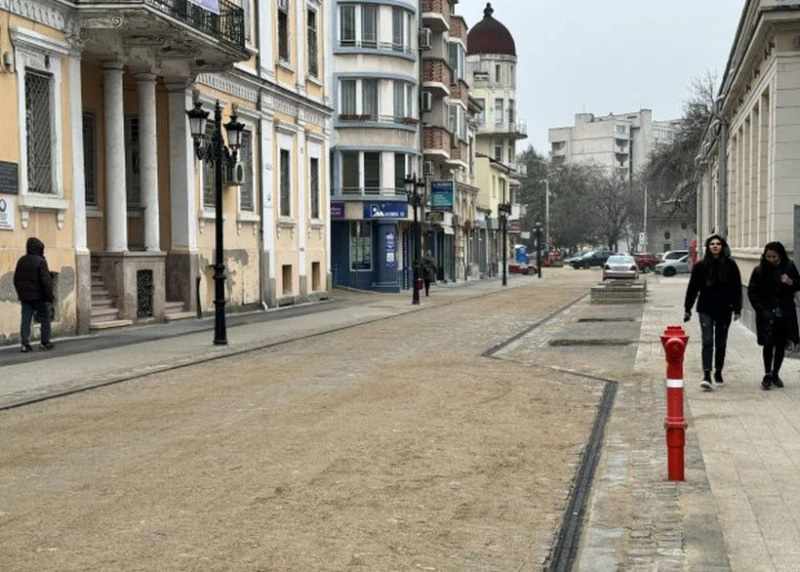 Граждани не искат част от ул. "Христо Г. Данов" в Пловдив да стане пешеходна зона