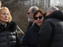 Родителите на Навални посетиха гроба на сина си на 40-ия ден след смъртта му