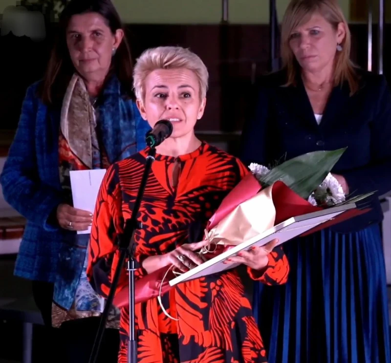 Ина Иванова е тазгодишният носител на Националната награда за поезия "Христо Фотев" в Бургас