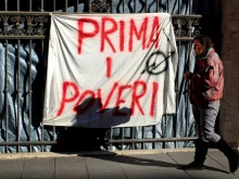 Бедността в Италия се разширява до най-високите нива от 10 години