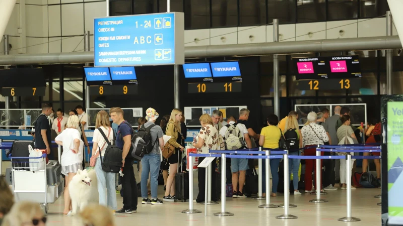 Какви ще са новите правила на летищата от 31 март