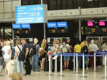 Какви ще са новите правила на летищата от 31 март