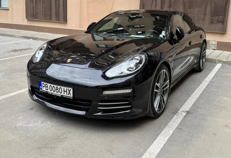 Шампион по щанги предлага Porsche Panamera на абитуриенти