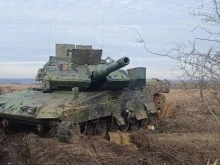 Forbes: Руснаци и украинци се състезават за изоставени в ничията земя танкове Strv122