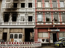 След пожара в Золинген: Прокуратурата разследва умишлен палеж и опит за убийство