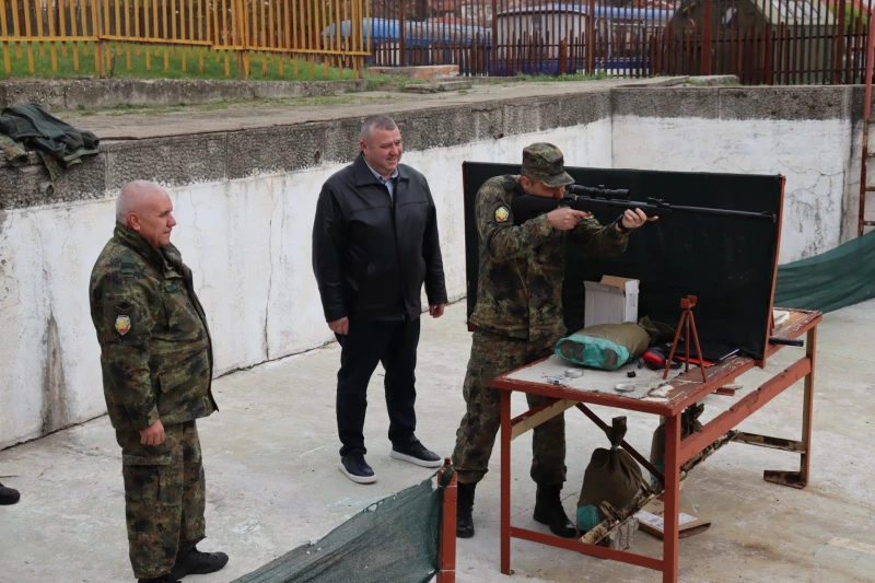 Дни на отворените врати във Военното поделение в Хасково