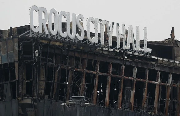 Четирима от задържаните за атаката в "Крокус сити хол" са обвинени в подпомагане на терористи