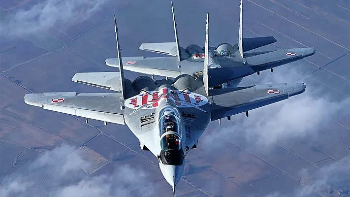 Полша отново вдигна самолети във въздуха заради "активност на руската далечна авиация"