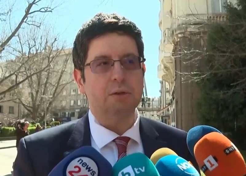 Чобанов: Винаги съм постъпвал отговорно, трябва да се съобразим с крайното решение на президента