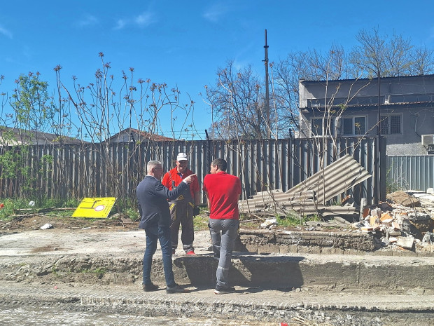 TD Кметът на район Източен съобщи че ремонтът на ул Георги
