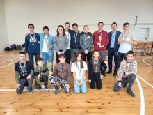 Учениците на МГ "Баба Тонка" с призови места по волейбол и шахмат