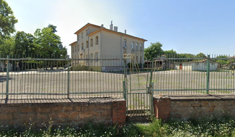 Училище в Бургаско става основно