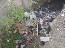 Фотокапани ще "ловят" нарушители, които хвърлят нерегламентирано отпадъци в Русенско