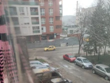 Две коли и половина изгоряха в Свищовско, полицията води разследвания