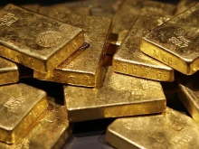 Цената на златото достигна нов исторически рекорд