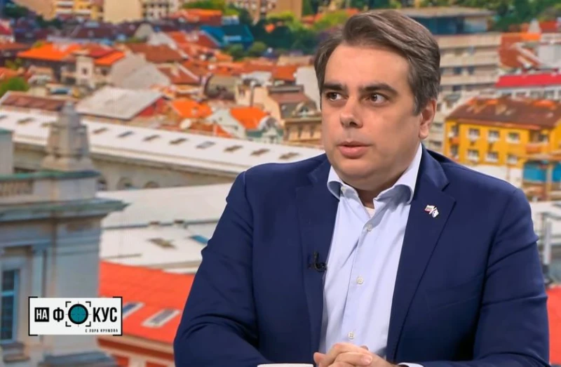 "Информационно обслужване" опроверга Асен Василев