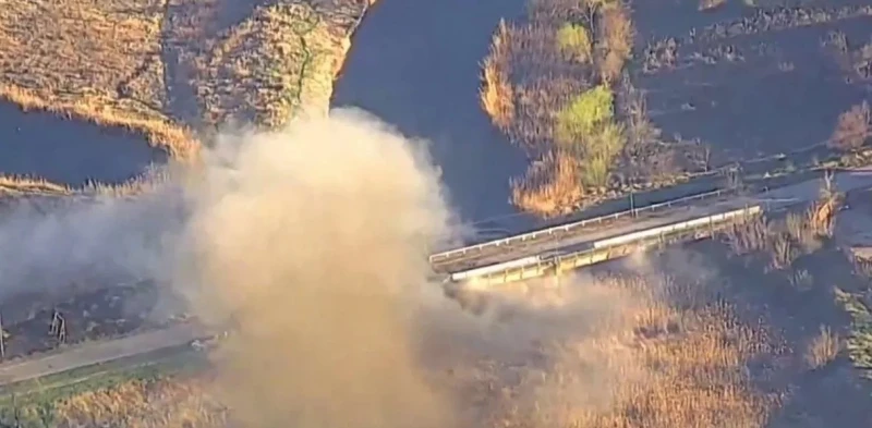 Руската авиация е унищожила основния за снабдяването на ВСУ мост в Гуляйполе в Запорожие