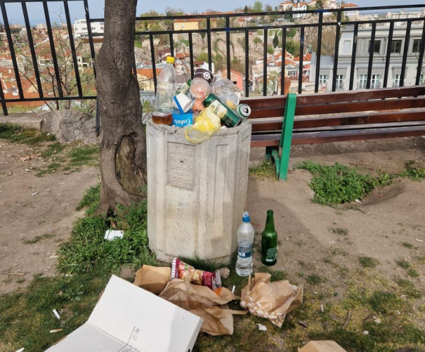 TD Пловдивчанин отправи идея за повече кошчета за боклук видя Plovdiv24 bg