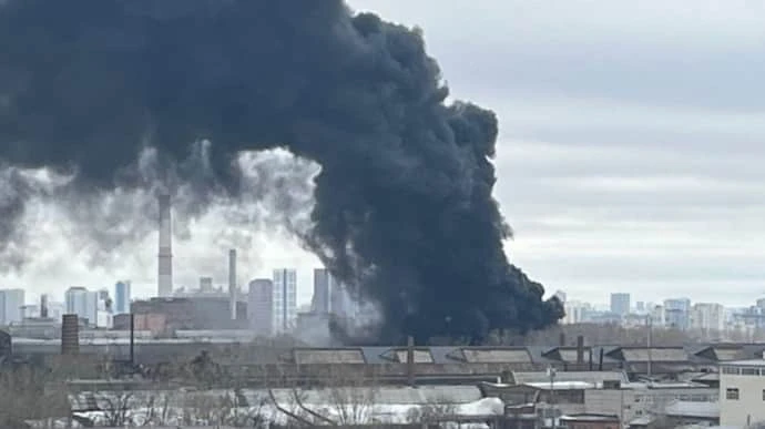 Пожарът в руския завод "Уралмаш" е локализиран