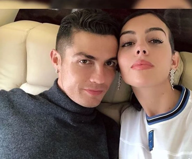 С какъвто се събереш, такъв ставаш: Беше продавачка в Gucci, сега не си знае парите