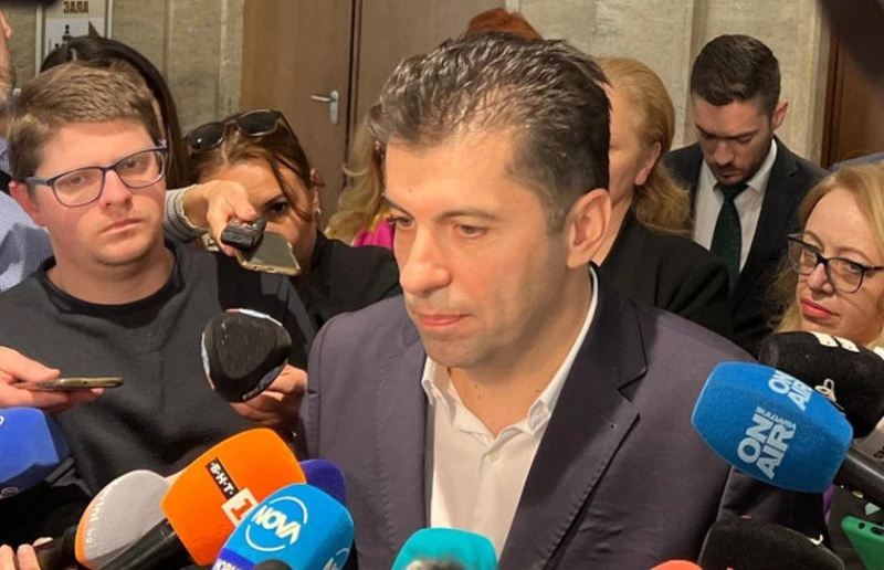 ПП-ДБ искат комисии за "Балкански поток" и за "Лукойл", а Кирил Петков призова за спешни действия за усвояване на парите по ПВУ