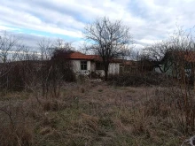 В Бургас: В къщи като тази "живеят" над десет души