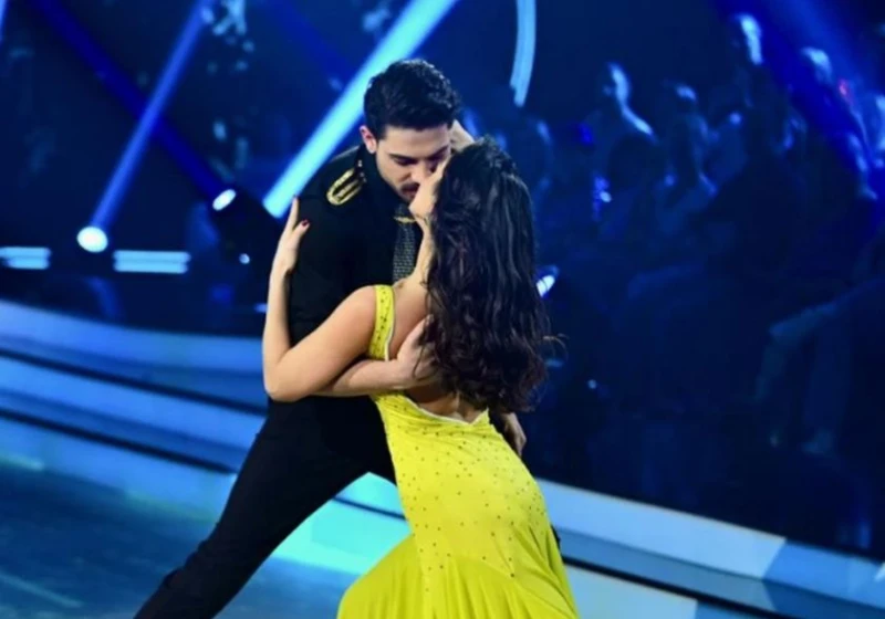 ������� �� ������������ �� ����� ��Dancing Stars �� ������� � SMS ������ ���������