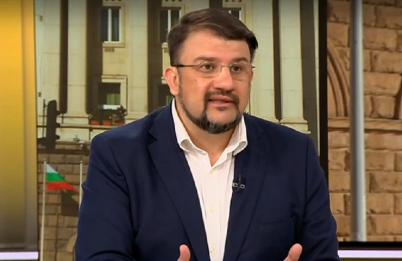 Настимир Ананиев: ГЕРБ и ДПС държат каишките на опозицията. Борисов никъде не ходи без Пеевски