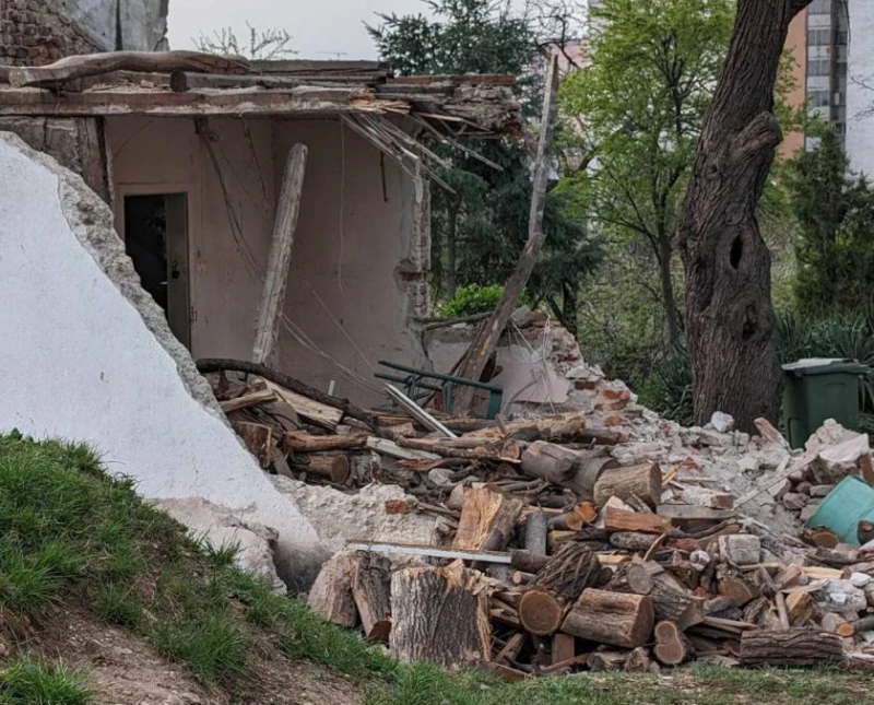 Терзиев нареди: Да се провери и опише всеки опасен и незаконен имот в София