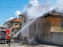 Мъж от Ракитово е с II степен изгаряния след пожар