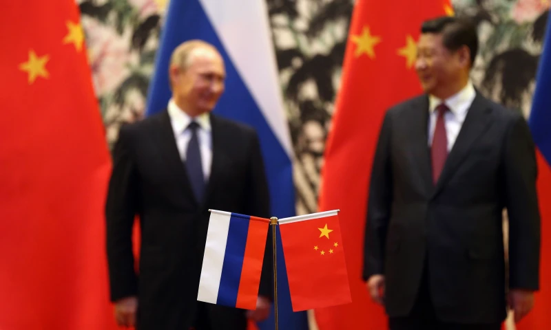 САЩ предупреждават Китай за "значителни последици", ако китайски фирми помогнат на Русия във войната