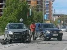Какво става днес в Пловдив? Шофьор: Там е ужас, изскачат като зайци