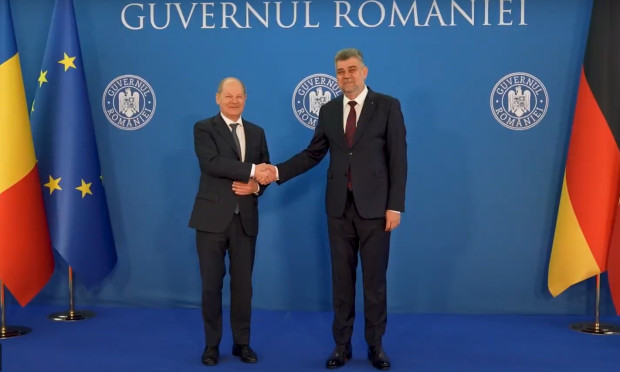 Германският канцлер Олаф Шолц пристигна в Букурещ в събота 6