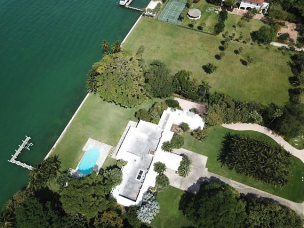 Джеф Безос купи трето имение на стойност 90 милиона долара