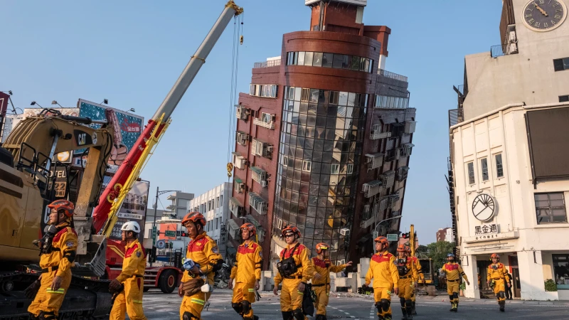 21 нови труса в Тайван: Над 400 души все още чакат да бъдат спасени, броят на жертвите нараства