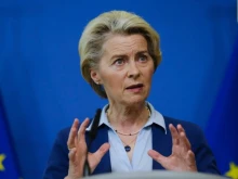 Фон дер Лайен стартира предизборната си кампания в Атина